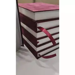 Книжки в твердом переплете под бархат